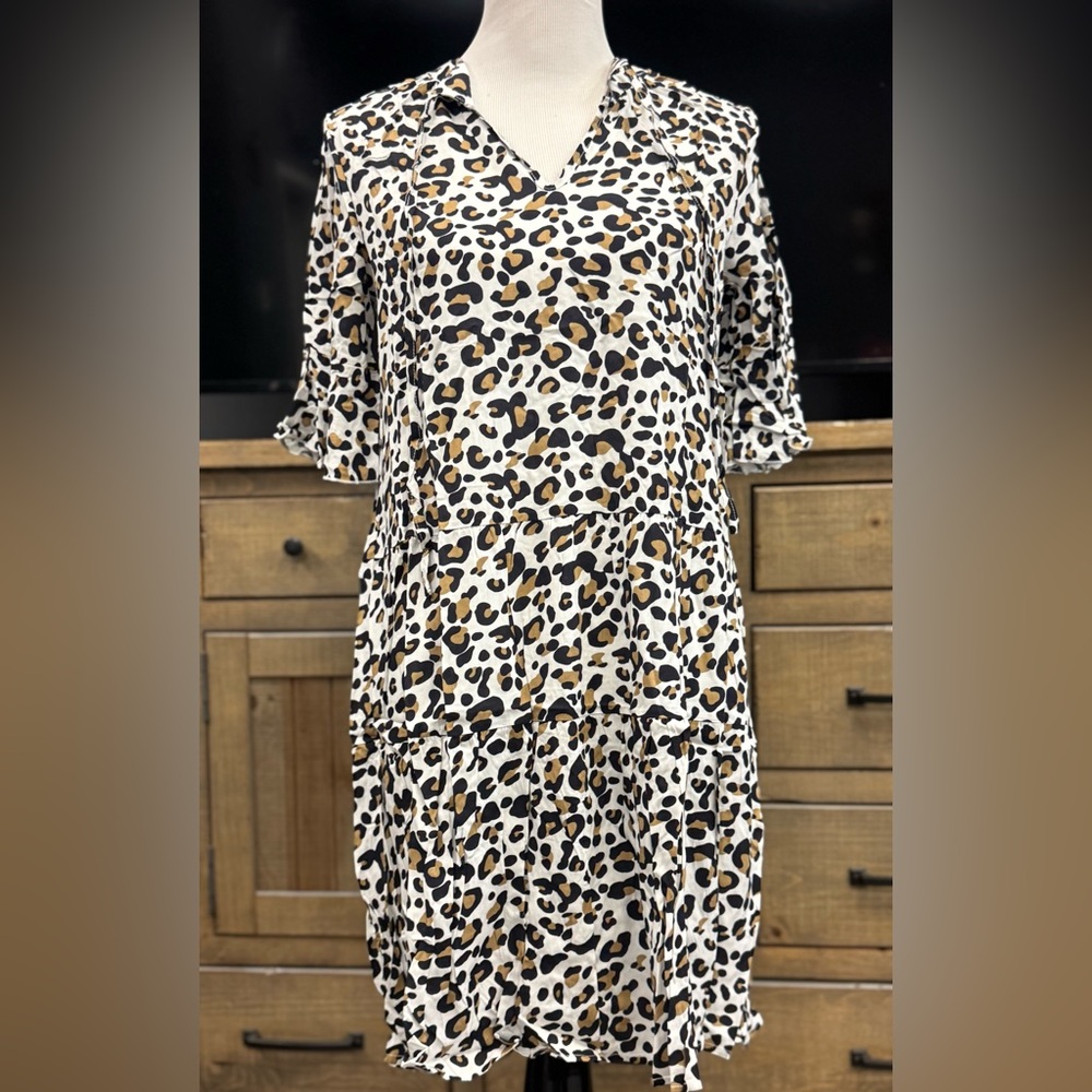 Women’s Animal Print Dress NWT C+D+ M Size Large MSRP $68‎